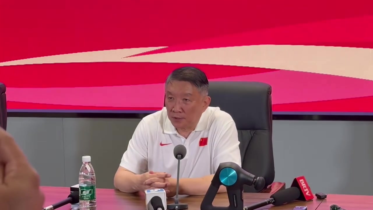 金年会宫鲁鸣：希望年轻队员更自觉提升自己 去抢到位置 而不是自然接班